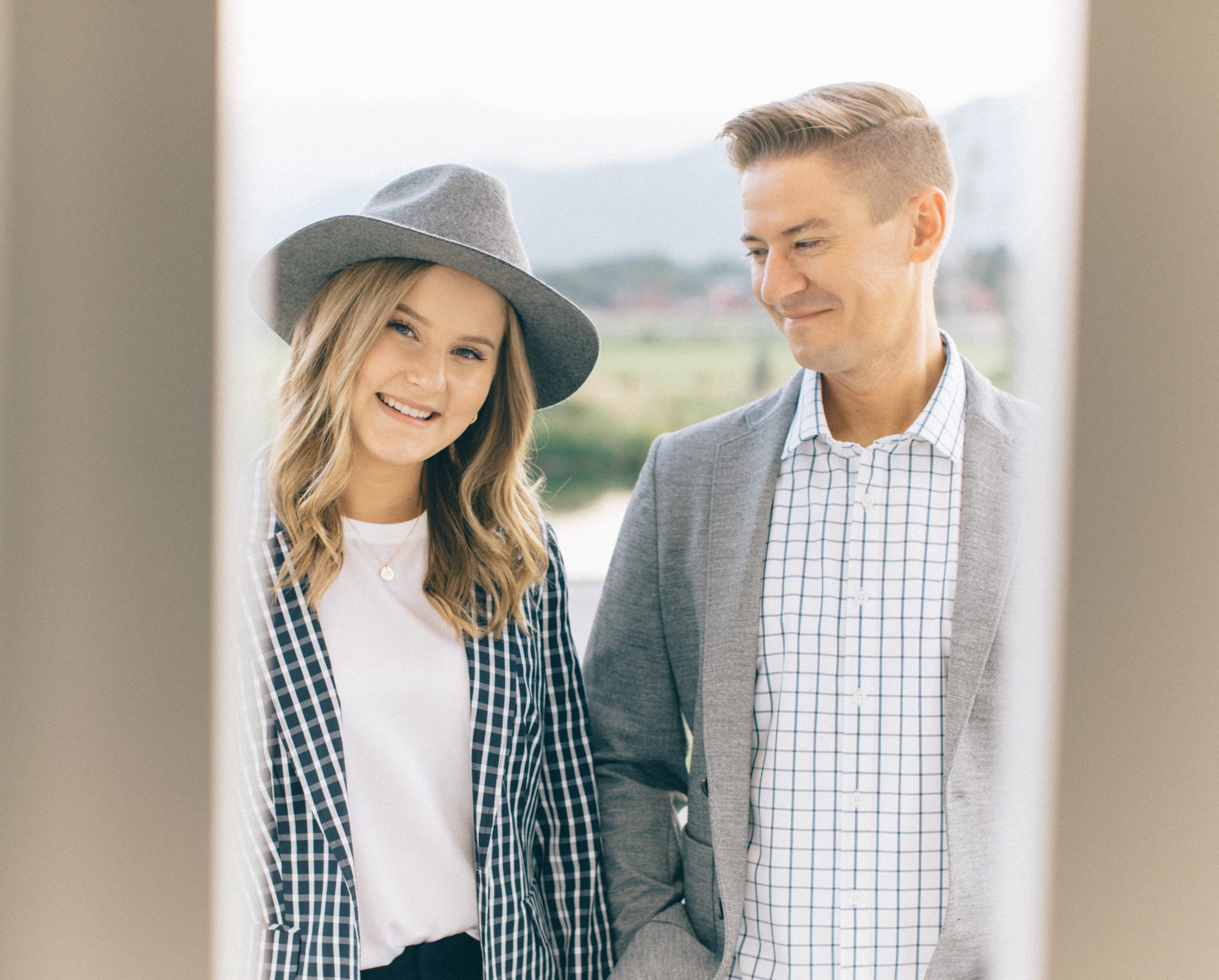 Ep 247: Picture This: A Dad and Daughter Duo Filling Our Hearts with Hope and Joy Through Their Music with Mat and Savanna Shaw