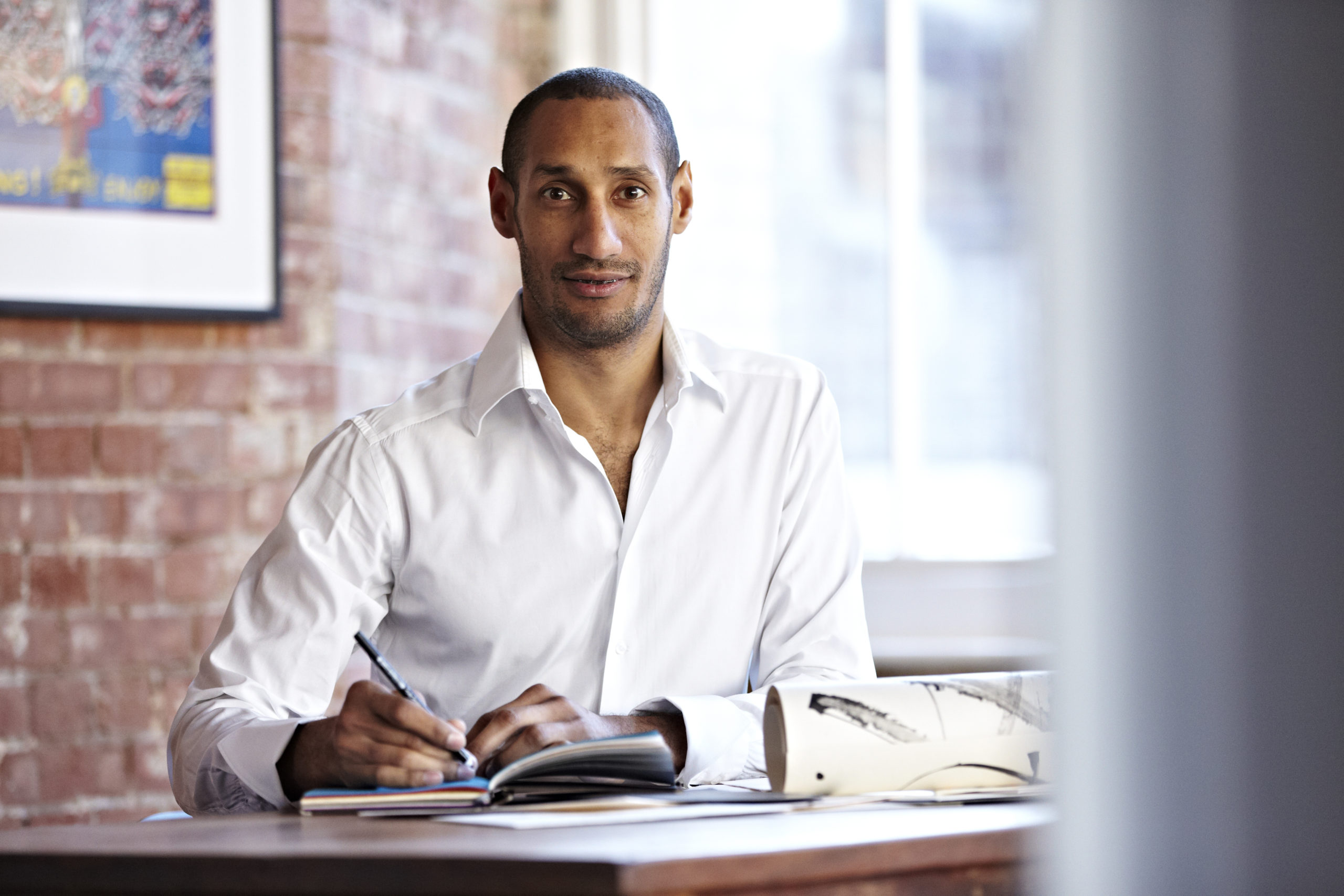 Ep280: Reclaiming Your Peace Through Letters Imbued with the Beauty of Life with Calligrapher Paul Antonio