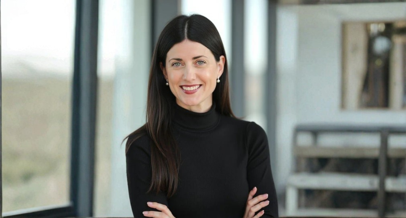 Ep489: Keren Eldad on Breaking Free From the Gilded Cage of Success and Building a Life on Your Own Terms