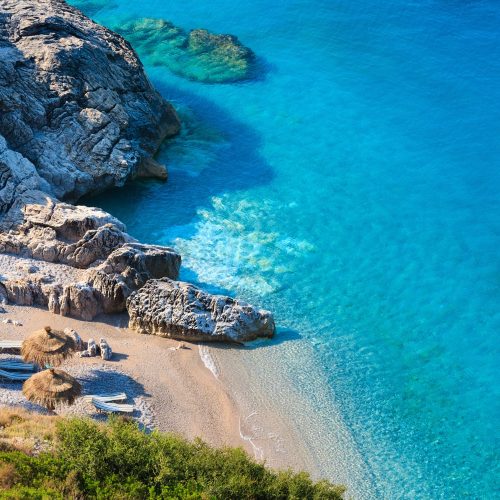 51d0b750-08a2-401d-ae6c-702dc5346c16